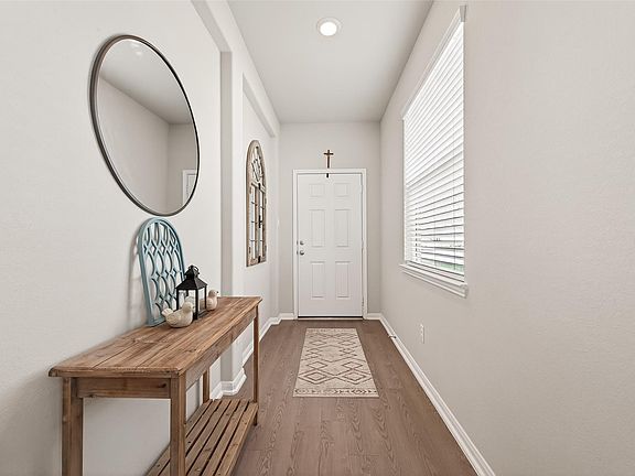 4th image of 6027 Prince Place Dr