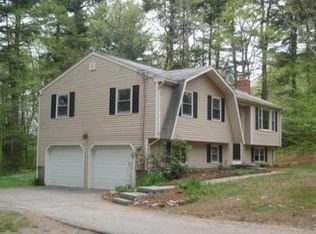 64 East St, Upton, MA 01568