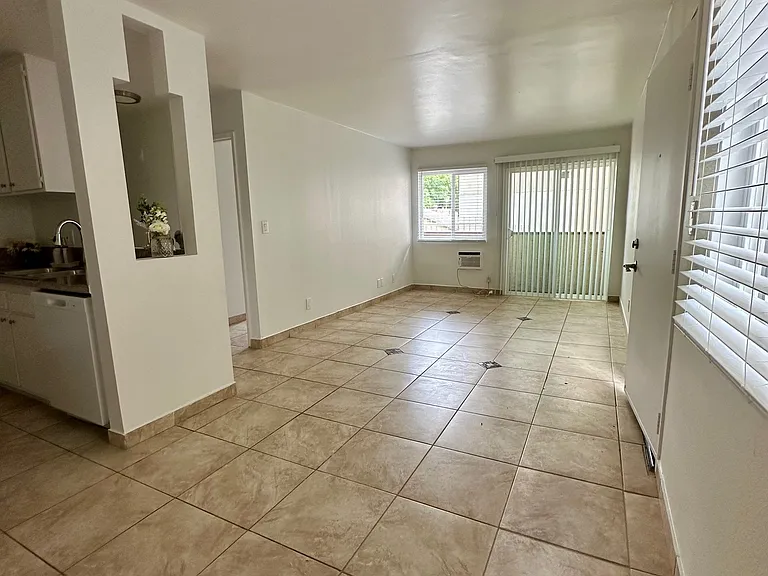 14142 Sylvan St #208 — Photo 1