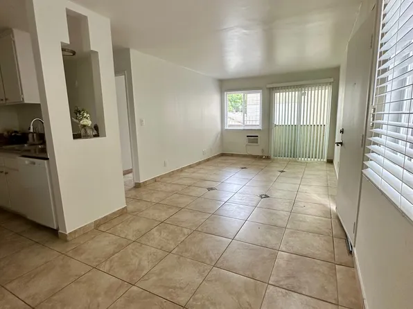 14142 Sylvan St #208, Van Nuys, CA 91401