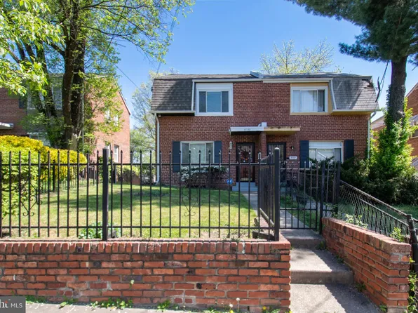 5709 3rd St NE, Washington, DC 20011