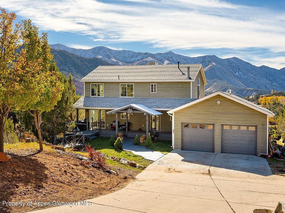 1st image of 881 Canyon Creek Dr
