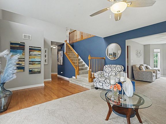 4th image of 1305 Glenridge Ct N