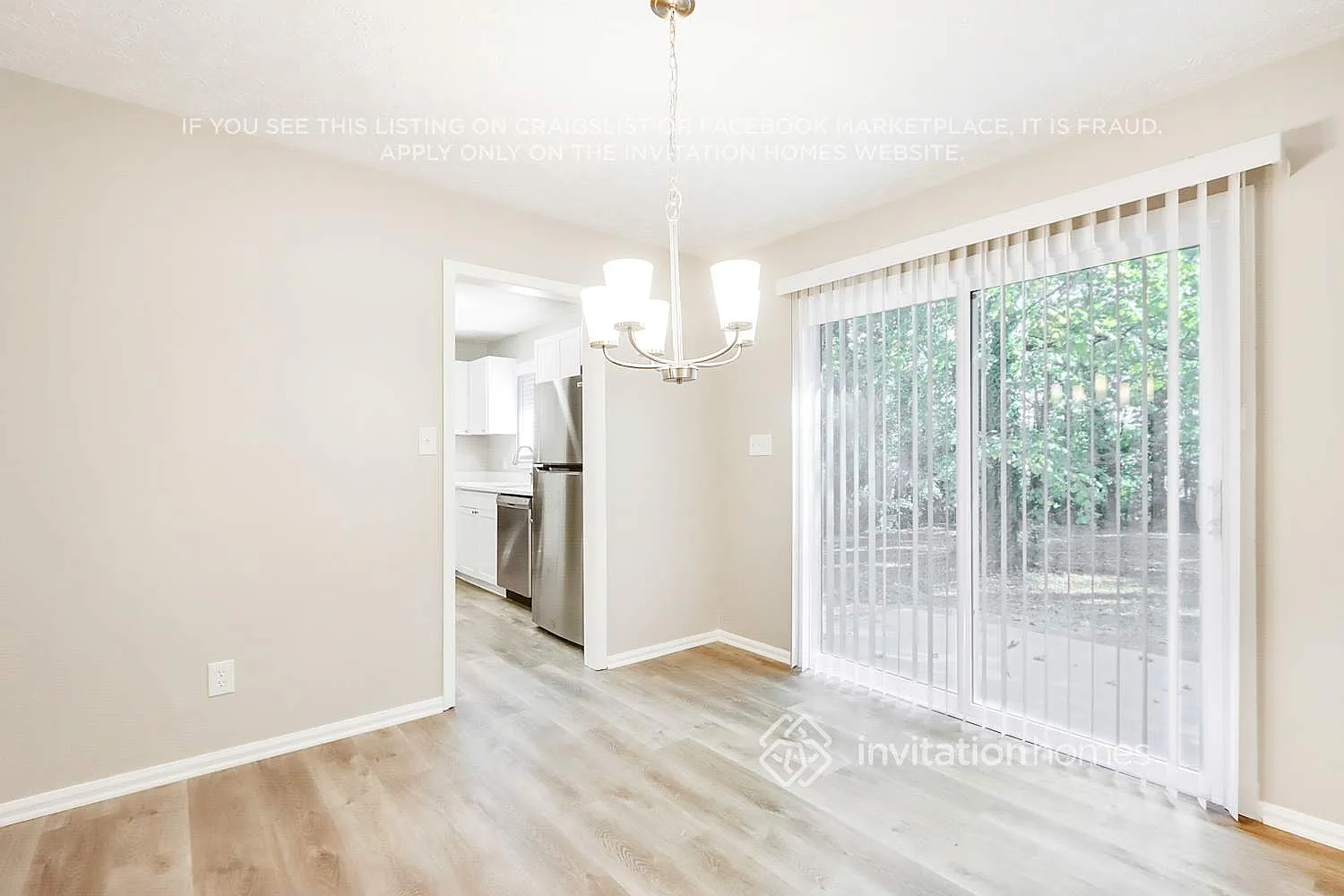 5779 Simone Dr Stone Mountain, GA 30087 — Photo 4