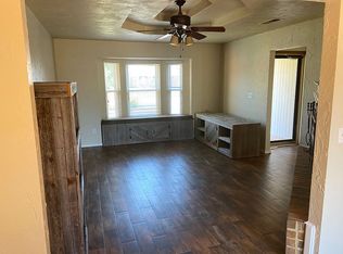 245 W Strasburg Way, Mustang, OK 73064