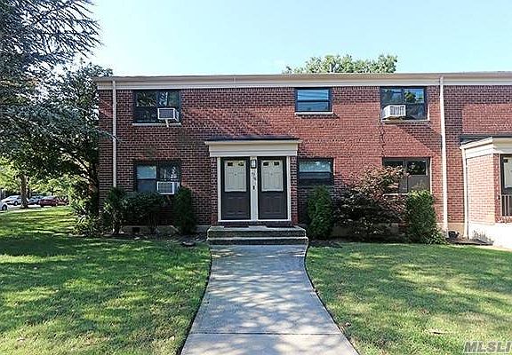 3rd image of 73-96 Springfield Blvd APT 75A1