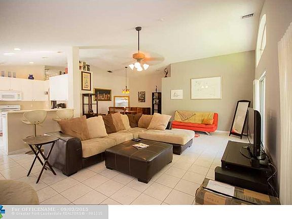5th image of 13041 NW 12th St