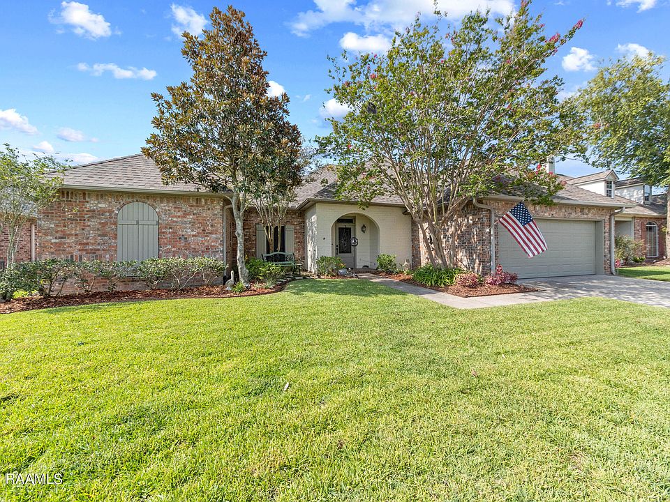 1st image of 108 La Belle Dr