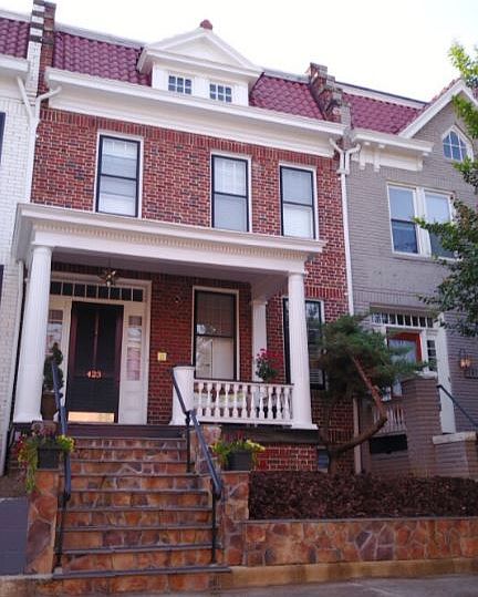 1st image of 423 N Davis Ave