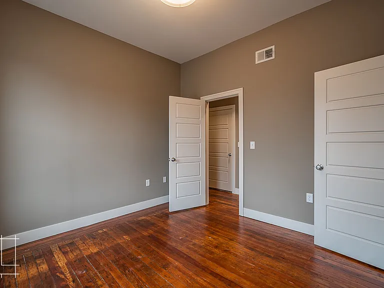245 King Ave — Photo 18