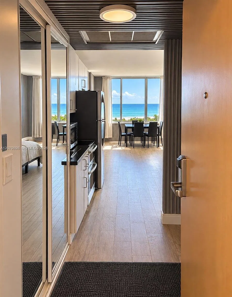 The Aventura Beach Club C — Photo 2