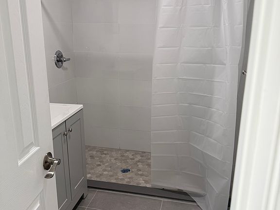 5th image of 311 Beach Way #1E
