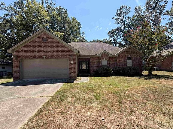 2nd image of 806 Semora Rd