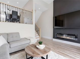 230 Blair Rd #16, Cambridge, ON N1S 2J8