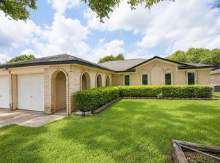 9422 Claridge Dr, Houston, TX 77031