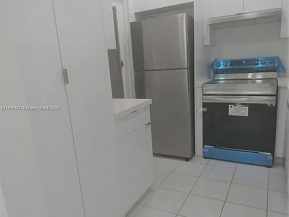 5th image of 9700 E Bay Harbor Dr APT 201