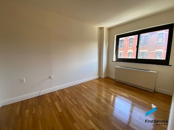 4th image of 50 Prince St APT 4F