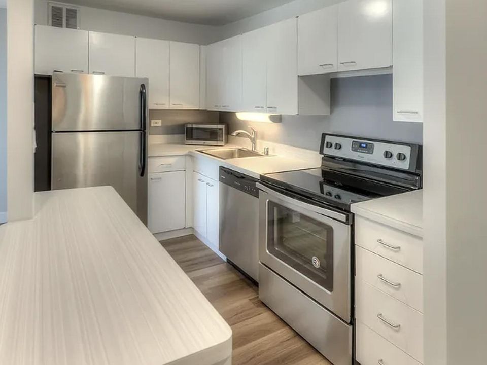 1st image of 1111 S Wabash Ave APT 1208