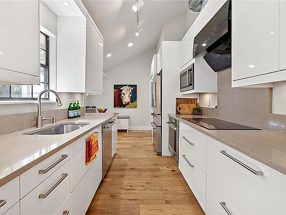 3rd image of 1806 Crested Butte Dr #A