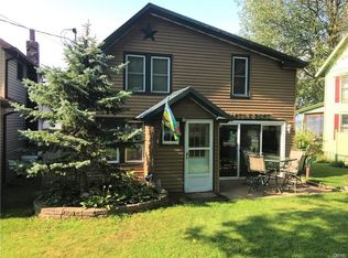 53 Lakeshore Rd, Pulaski, NY 13142