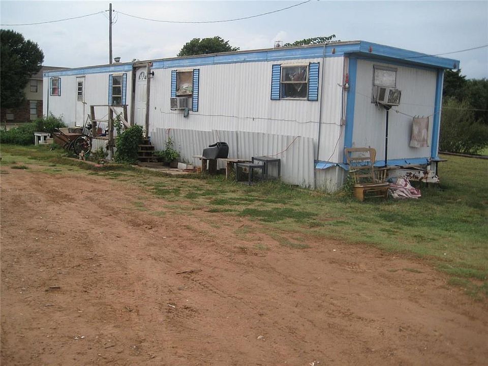 2nd image of 0 SE Southeast South & Rock Island St