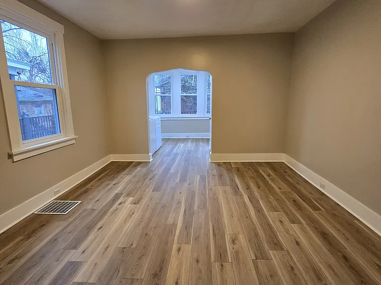 1142 Strahley Pl — Photo 6