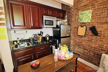 Rented by City Connections Realty