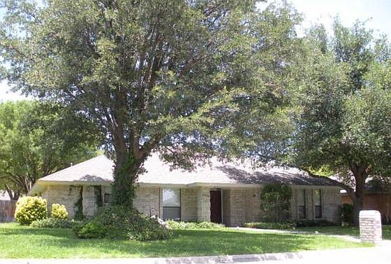 1st image of 3334 Cedarhill Dr