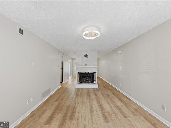 3rd image of 7750 Roswell Rd Unit 9F
