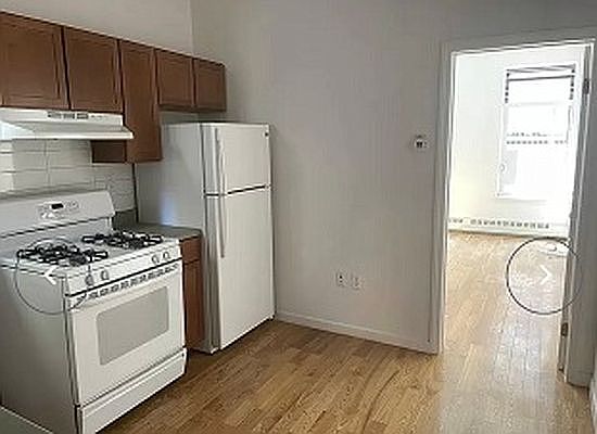 5th image of 152 W 124th St #200
