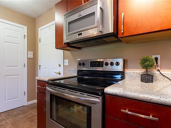 5th image of 23004 Chandlers Ln #4-333