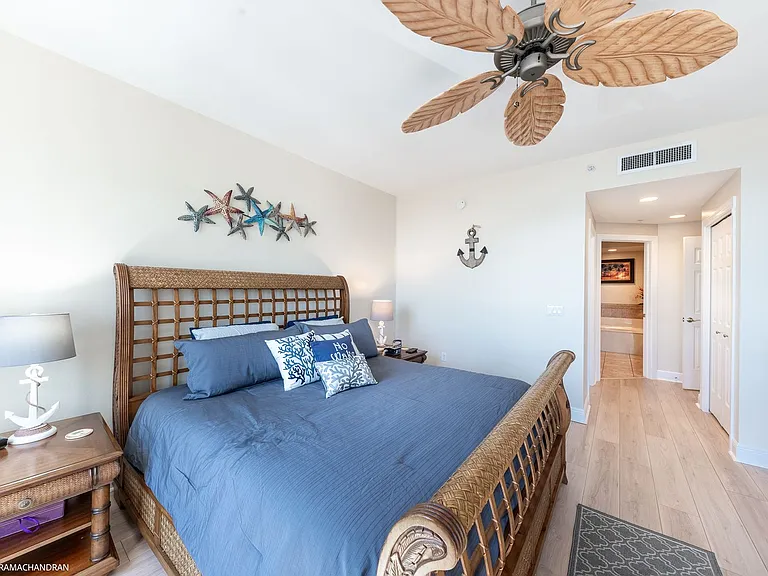 3313 Sunset Key Cir #403 — Photo 27