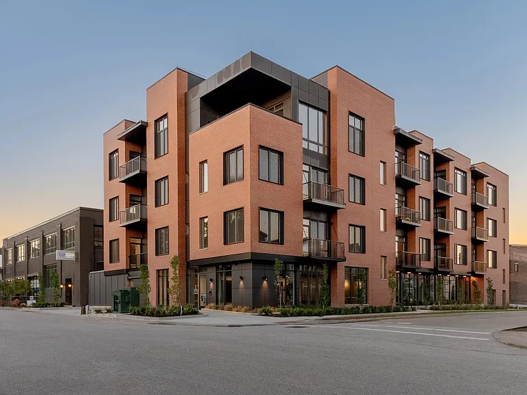 Breakwater Lofts — Photo 29