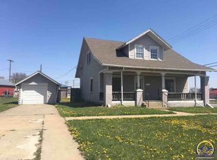 100 Utah St, Hiawatha, KS 66434