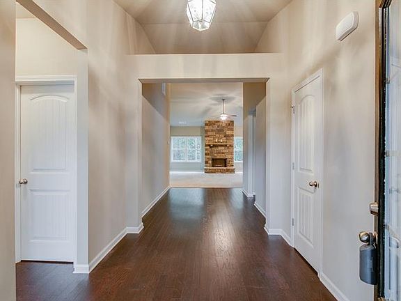 4th image of 5672 Deep Creek Ct