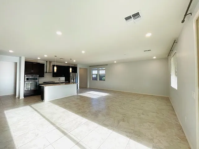 8597 N Genoa Ct — Photo 15
