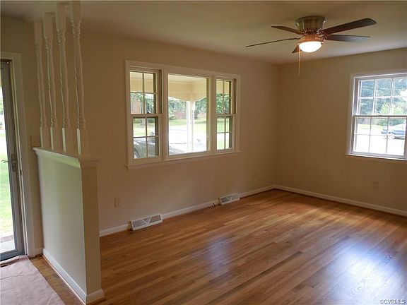 2nd image of 21104 Warren Ave