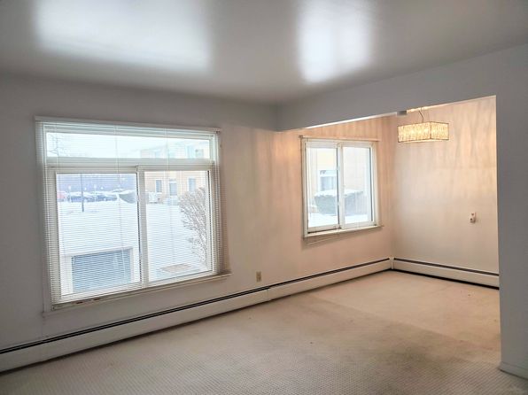 1550 Cherboneau Pl APT 121, Detroit, MI 48207