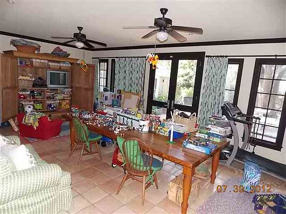 4th image of 2400 Ashley St