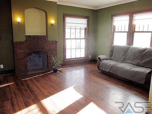2nd image of 1709 S 5th Ave