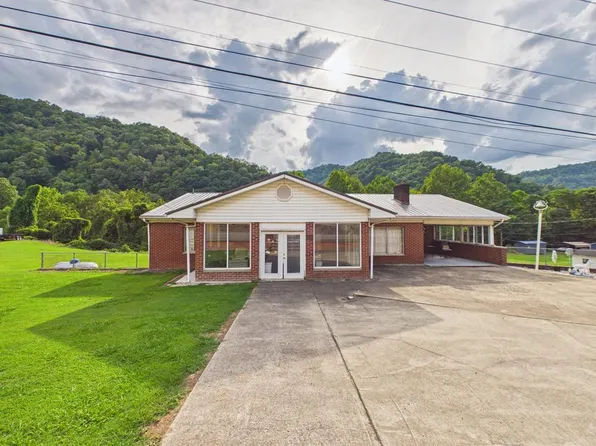 8737 Millard Hwy, Pikeville, KY 41501