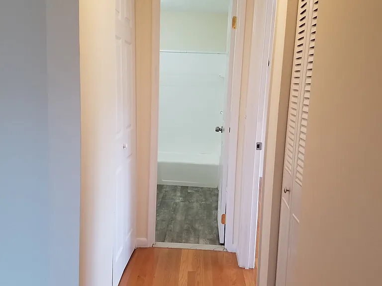 Elmwood Park — Photo 13