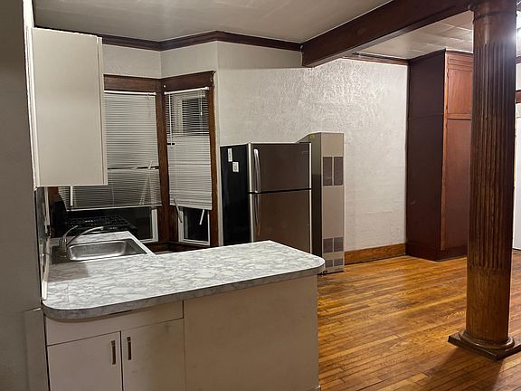 4th image of 1136 Madison Ave SE APT 1