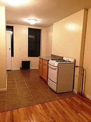 Rented by Next Door Realty NYC