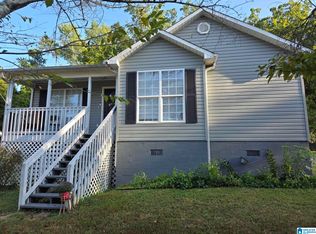 315 12th Ave NE, Graysville, AL 35073