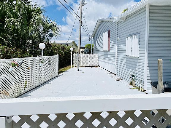 5th image of 4128 Meadow View Dr