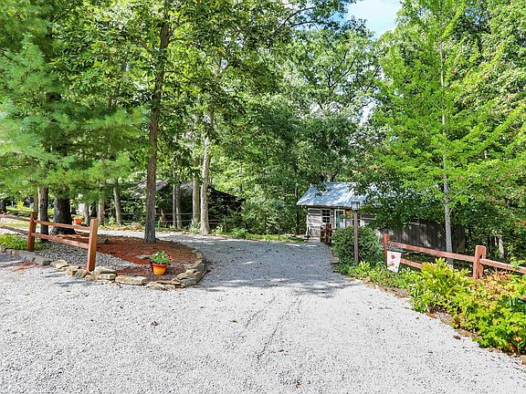 5th image of 562 State Road 135 N