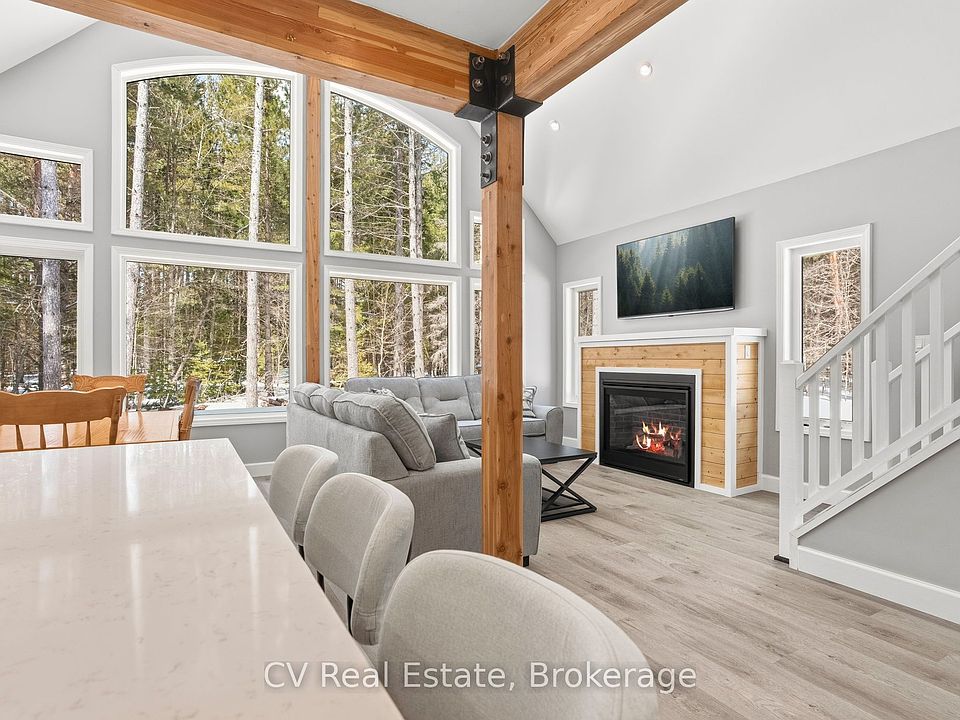 1st image of 1158 Chetwynd Rd