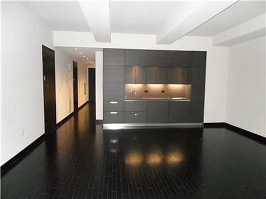 Sold by Synergy NYC | media 32