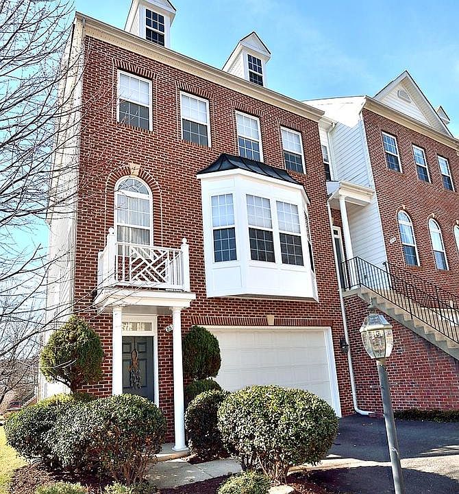 1st image of 8836 Royal Doulton Ln